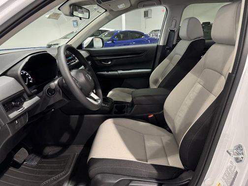 2025 Honda CR-V LX 2WD