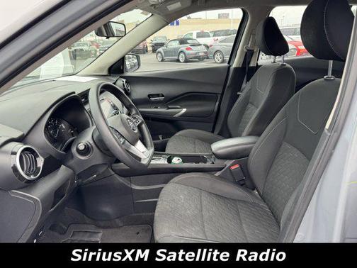 2022 Nissan Kicks SV