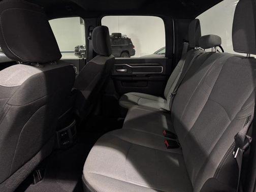 2022 RAM 2500 Big Horn Crew Cab 4x4 6'4' Box