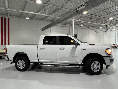 2022 RAM 2500 Big Horn Crew Cab 4x4 6'4' Box