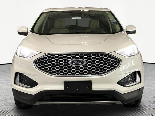 White Metallic 2024 Ford Edge SEL