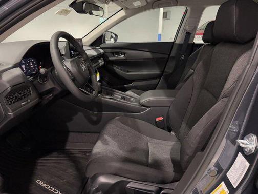 2025 Honda Accord LX 1.5T