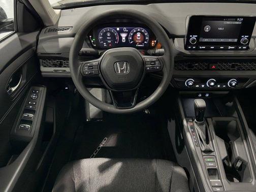 2025 Honda Accord LX 1.5T