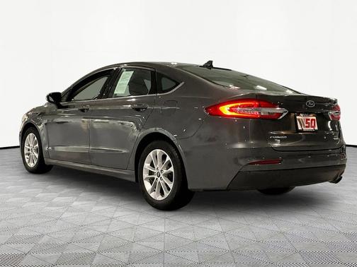 Magnetic Metallic 2020 Ford Fusion SE