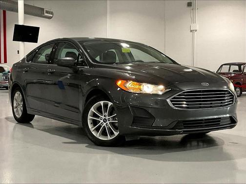 Magnetic Metallic 2020 Ford Fusion SE