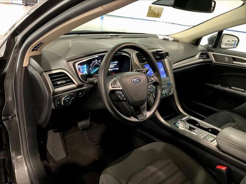 Magnetic Metallic 2020 Ford Fusion SE