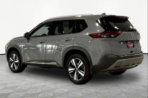 Boulder Gray Pearl 2021 Nissan Rogue SL