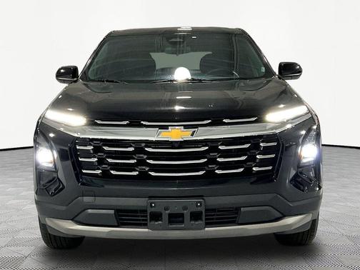 Mosaic Black Metallic 2025 Chevrolet Equinox 1LT