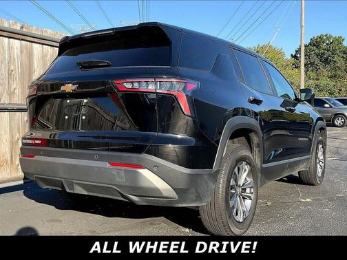 Mosaic Black Metallic 2025 Chevrolet Equinox 1LT