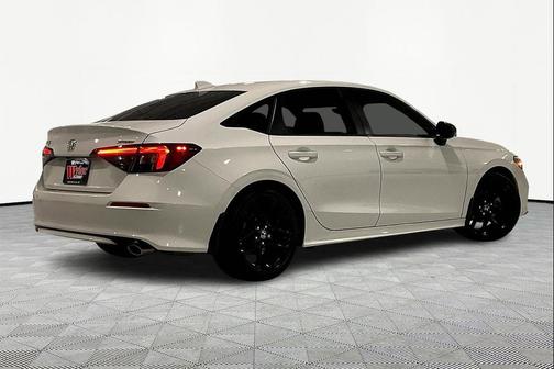 Platinum White Pearl 2025 Honda Civic Sport