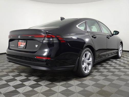 2025 Honda Accord LX 1.5T