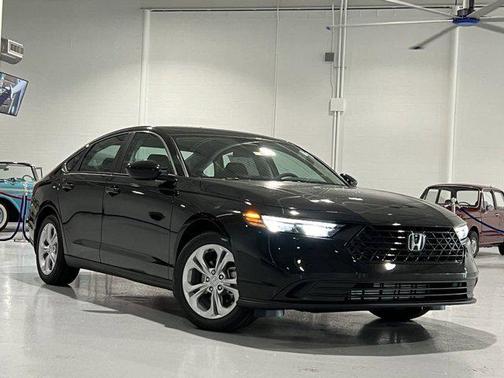 2025 Honda Accord LX 1.5T