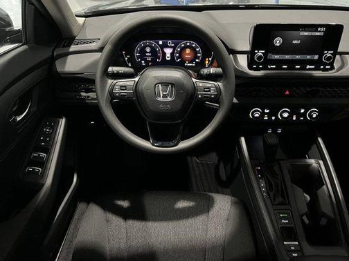 2025 Honda Accord LX 1.5T