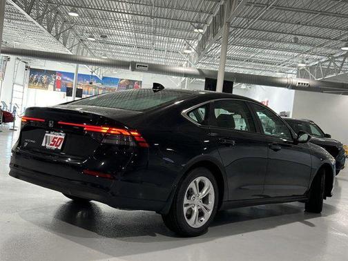 2025 Honda Accord LX 1.5T