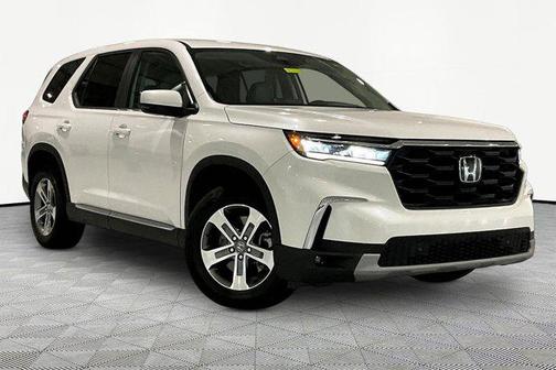 Platinum White 2025 Honda Pilot EX-L