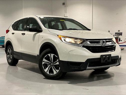 White Diamond Pearl 2018 Honda CR-V LX