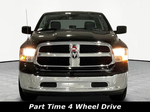 Diamond Black Crystal Pearlcoat 2024 RAM 1500 Classic SLT