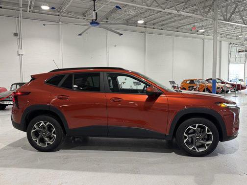 2024 Chevrolet Trax LT