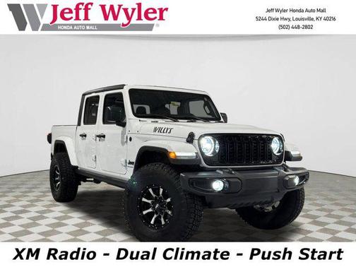 Bright White Clearcoat 2024 Jeep Gladiator Willys