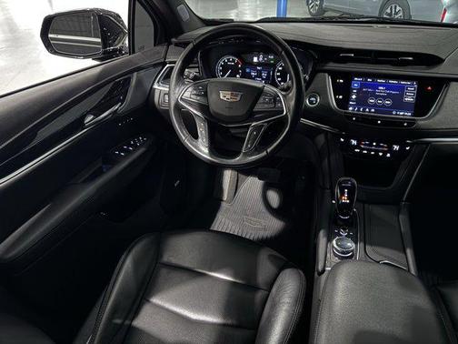 2020 Cadillac XT5 Premium Luxury