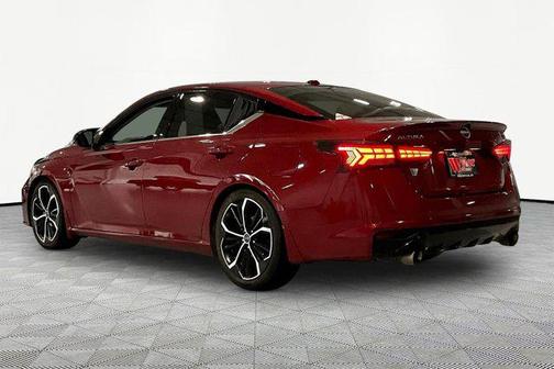 Scarlet Ember Tintcoat 2023 Nissan Altima SR FWD