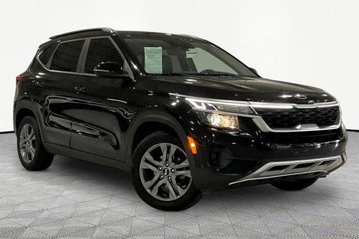Cherry Black 2021 Kia Seltos S