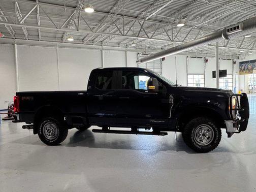 2023 Ford F-350 XL