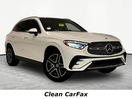 White 2024 Mercedes-Benz GLC 300 4MATIC