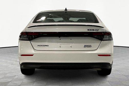 Platinum White Pearl 2023 Honda Accord Hybrid Sport