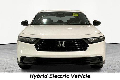 Platinum White Pearl 2023 Honda Accord Hybrid Sport