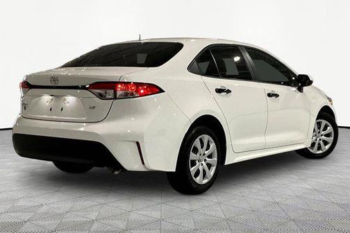 Ice Cap 2024 Toyota Corolla LE