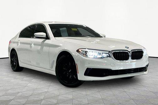 Alpine White 2019 BMW 540 xDrive