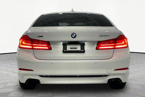 Alpine White 2019 BMW 540 xDrive