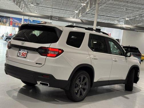2025 Honda Pilot Sport