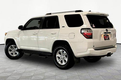 Super White 2019 Toyota 4Runner SR5 Premium