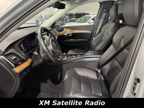 2024 Volvo XC90 B6 Plus Bright Theme 7-Seater