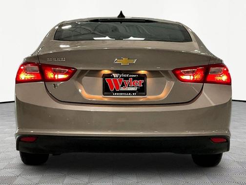 Mineral Gray Metallic 2022 Chevrolet Malibu 1LS
