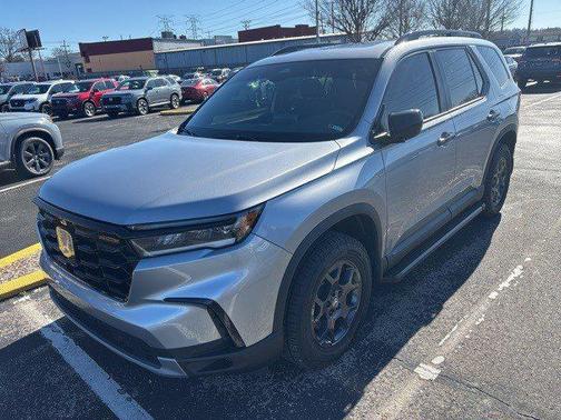 2025 Honda Pilot TrailSport