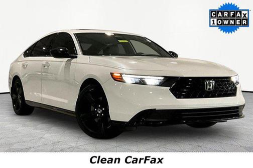Platinum White Pearl 2024 Honda Accord Hybrid Sport-L