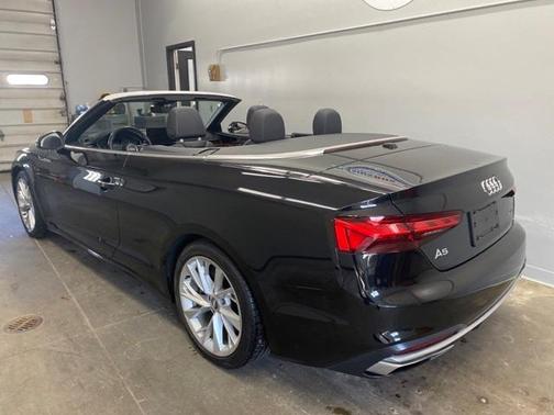 Photo 2 of 37 of 2020 Audi A5 2.0T Premium