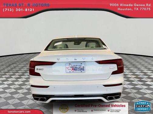 2022 Volvo S60 Recharge Plug-In Hybrid T8 R-Design Expression