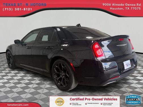 2019 Chrysler 300 S