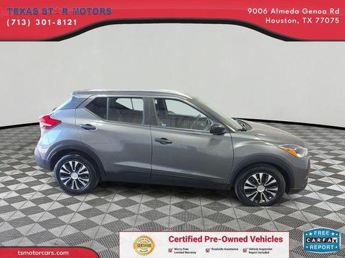 2019 Nissan Kicks S