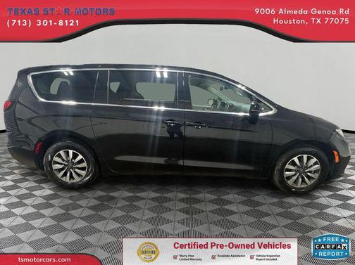 2024 Chrysler Pacifica Hybrid Select