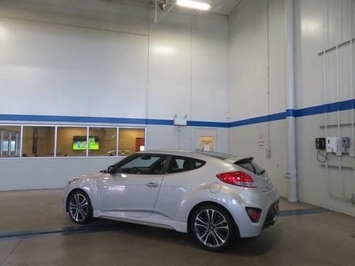 2016 Hyundai Veloster Turbo