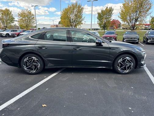 2025 Hyundai SONATA SEL
