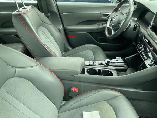 2022 Hyundai SONATA SEL Plus
