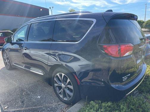2017 Chrysler Pacifica Limited