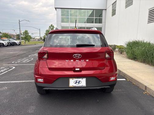 2025 Hyundai VENUE Limited