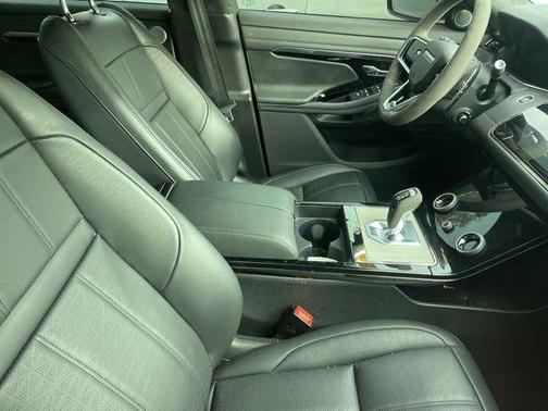 2023 Land Rover Range Rover Evoque R-Dynamic HST